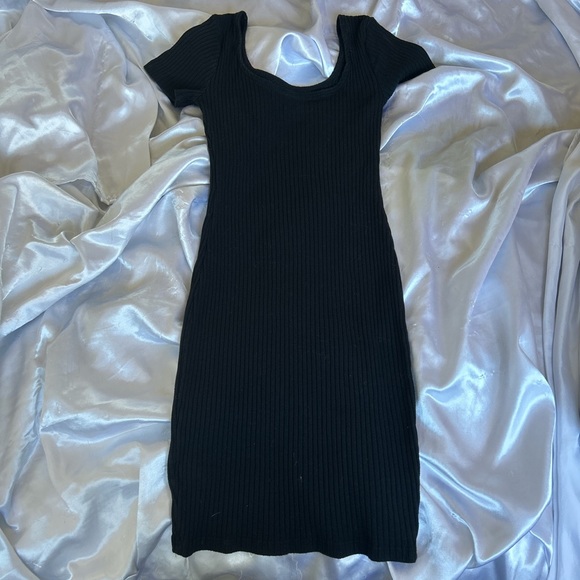 ♡ ribbed body con dress ♡ - Picture 2 of 4